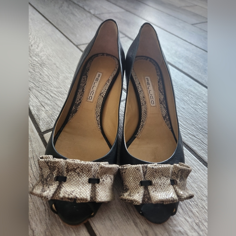 Pellico Black Leather Pumps Dress Women's Shoes Sz 37 Snake Bow Open Toes 2"Heel